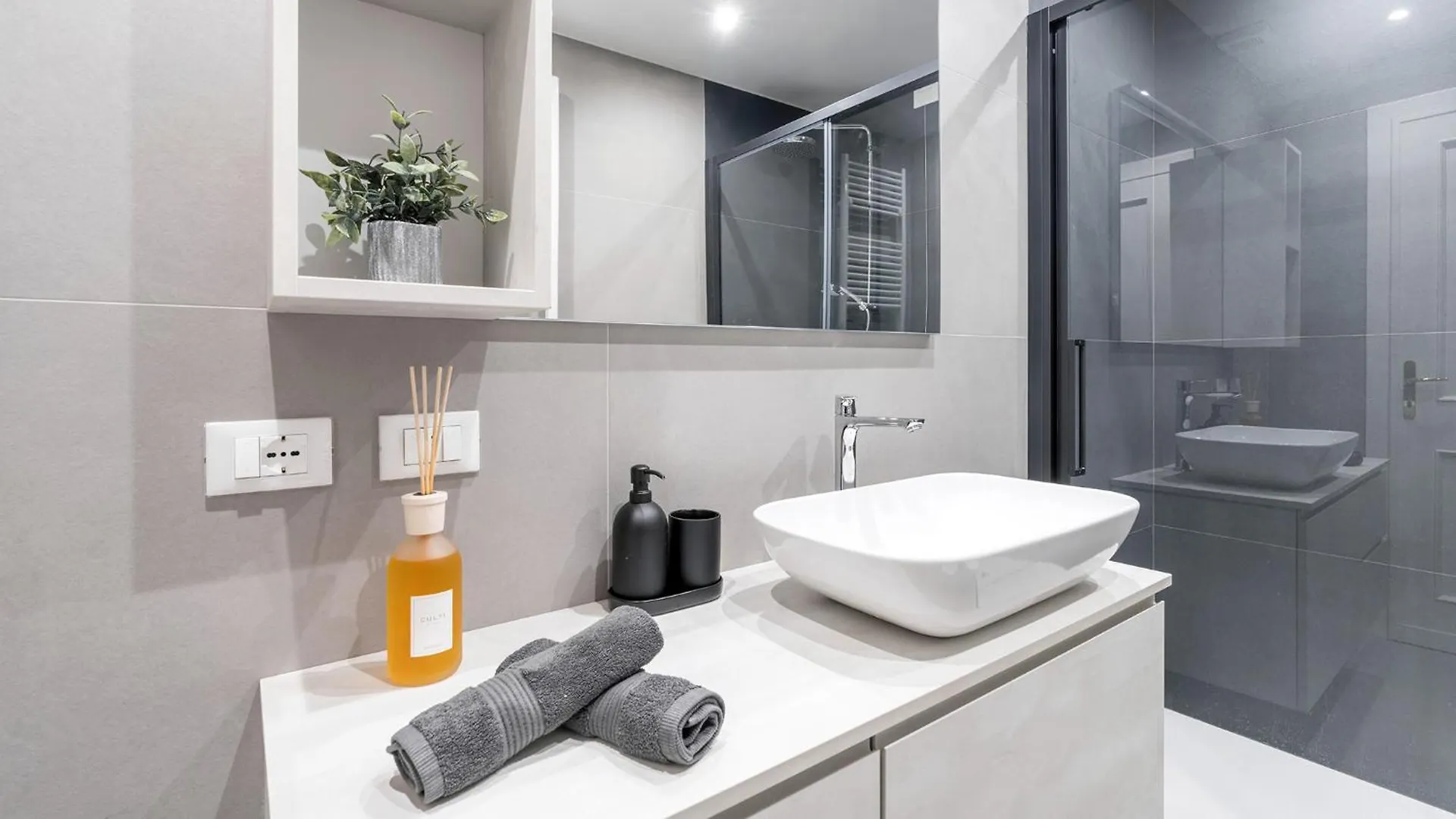 Apartamento Chiaroscuro Brescia