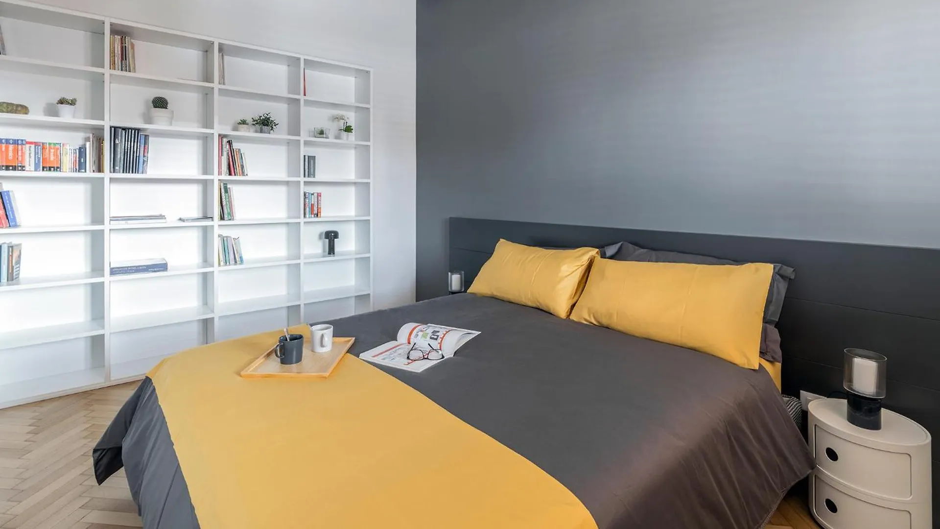 Apartamento Chiaroscuro Brescia 0*,  Italia