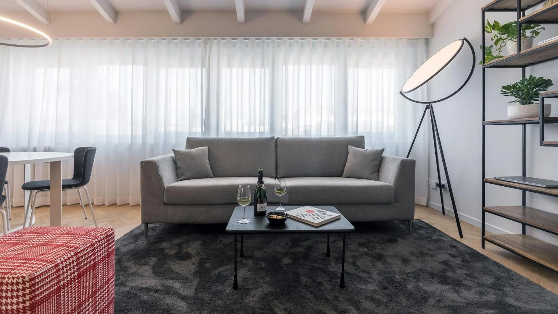 Apartamento Chiaroscuro Brescia 0*,  Italia